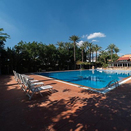 Las Palmeras Crevillente Exteriör bild